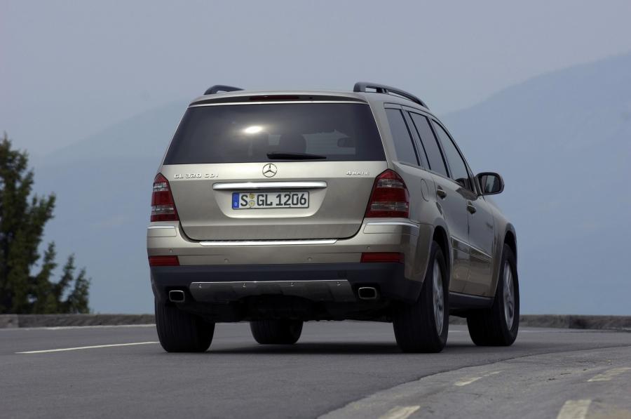  Mercedes-Benz GL-Class 2007 года  (фото 39 из 247)